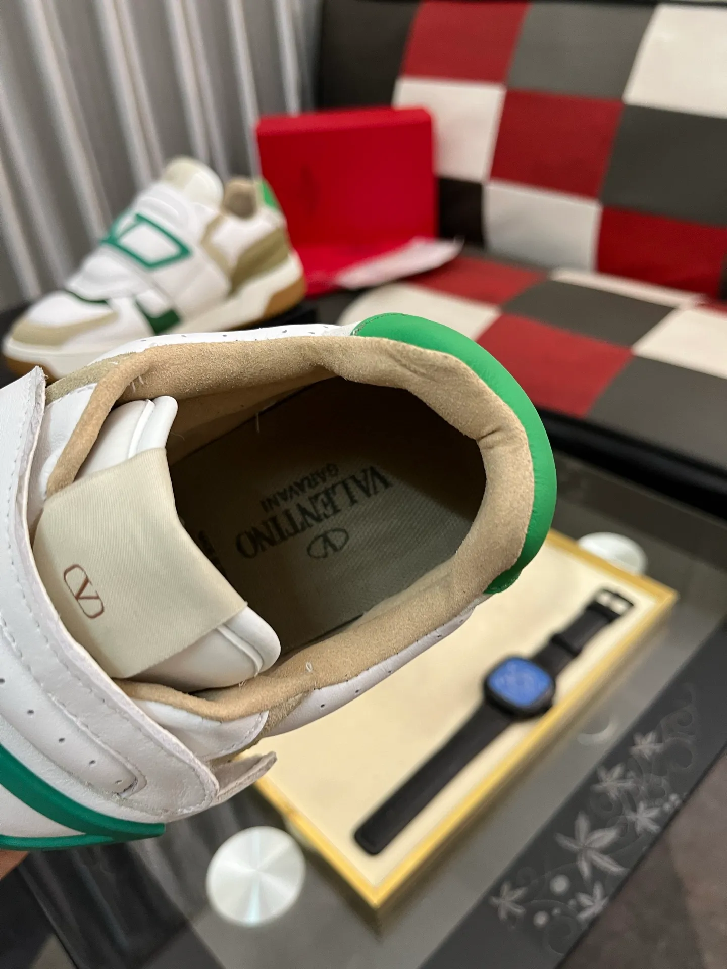 Men's shoes 💰540⌚️⌚️ VALENTINO Valentino's 2025 SS spring and summer new hot casual sports shoes, imported elastic cloth upper ➕The heel is Warren's exclusive rivet shape. The whole is very representative, the combination outsole is really easy to wear and very comfortable on the foot~, classic, comfortable and versatile! Size: 38-443️⃣Colors available